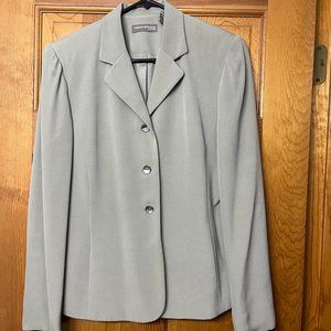 Valerie Stevens pure silk blazer